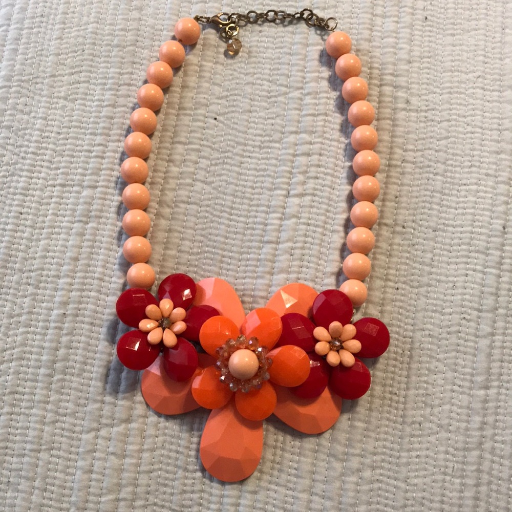 Retro statement necklace